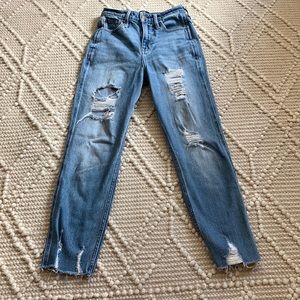 Hollister ultra high-rise mom jeans, 00